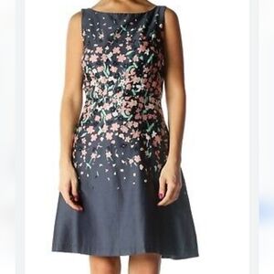 LOFT Dress Sleeveles Floral on Gray, Size 16, Back Zip, Fully‎ Lined, Cotton